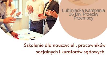 Porozumienie bez przemocy na plakacie dwa zdjęcia wpasowane w kształty koła na wiekszym po lewej 4 osoby stojące przy stole klaszczące w ręce, przy mniejszym dwie kobiety przy laptopie