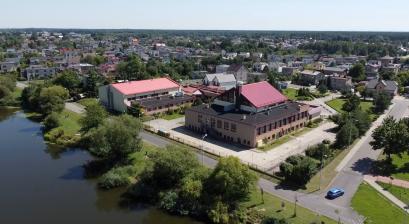 zdjęcie z drona szkoły podstawowej nr 2 przy  Droniowicka 45