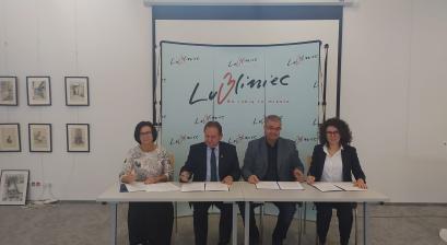 Na zdjęciu włodarze gmin, którzy podpisali list intencyjny: Iwona Burek - Wójt Gminy Herby, Ireneusz Czech - Wójt Gminy Kochanowice, Edward Maniura - Burmistrz Miasta Lubliniec, Joanna Wons-Kleta - Wójt Gminy Pawonków