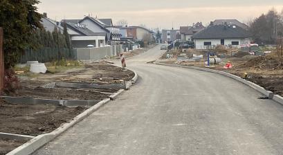 roboty budowlane związane z przebudową dróg gminnych