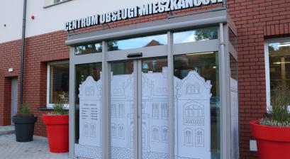 Wejście do Centrum Obsługi Mieszkańców 