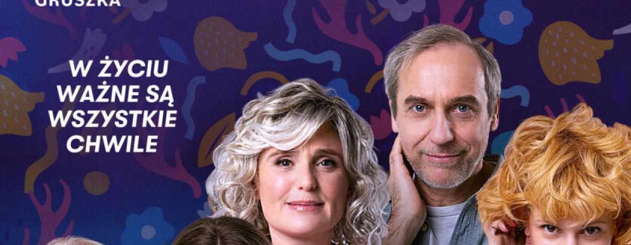 plakat z filmyu święto ognia z postaciami głuwnych bohaterów