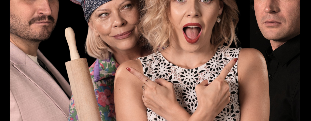 Plakat zapowiadajacy spektakl komediowy ,,Zerwanie na żądanie'' 