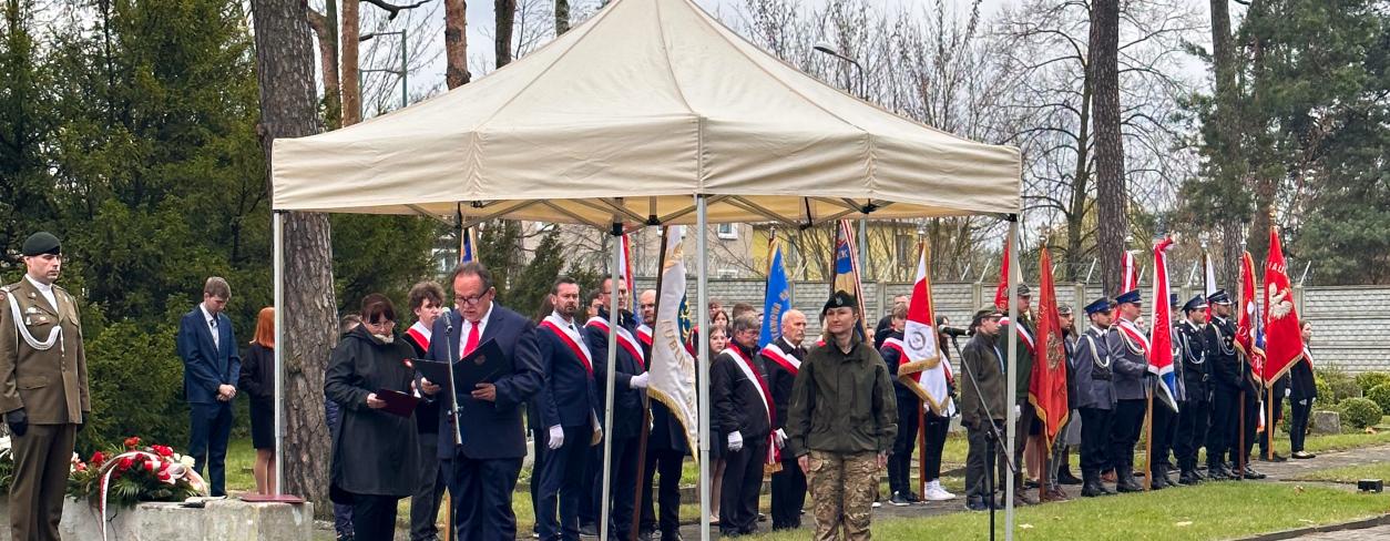 Obchody Święta Narodowego Trzeciego Maja na cmentarzu Wojskowym