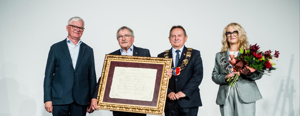 Dr Johannes Georg Bednorz Honorowym Obywatelem Miasta Lublińca