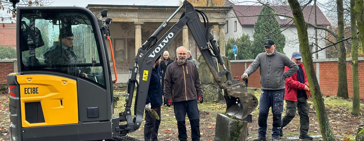 Prace na Cmentarzu Żydowskim 