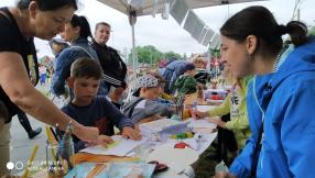 Ekologiczna edukacja w trakcie pikniku profilaktyczno-ekologicznego „Bezpieczne wakacje nad wodą”