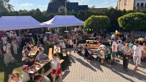 Jubileusz przedszkola miejskiego nr 4 Steblusia - zdjęcie grupowe