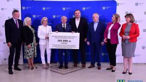 Uroczystość ogłoszenia wyników i wręczenia umów w ramach "Marszałkowskiego Programu Poprawy Jakości Powietrza" fot. Urząd Marszałkowski Województwa Śląskiego.